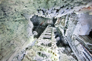 Illustration for article titled Take a Street View Tour of an Underground Chapel Built Out of Salt